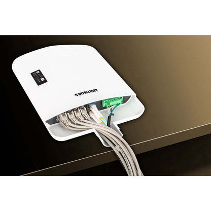 Switch para exteriores de 8 puertos Gigabit Ethernet PoE+ gestionable por web con 2 puertos SFP Image 10